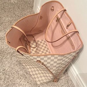 Like new! Authentic Louis Vuitton Neverfull GM Azur Rose Ballerine!